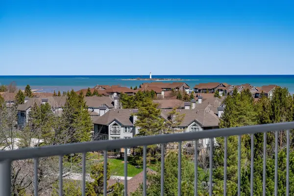 24 Ramblings WAY #901, Collingwood, ON L9Y 5C6