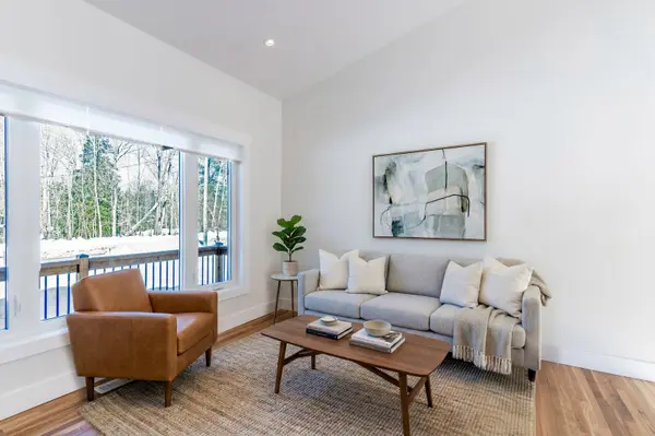 187 Albin RD, Tay, ON L0K 2C0