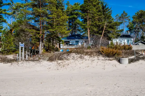 46 Sand RD, Tiny, ON L0L 2J0