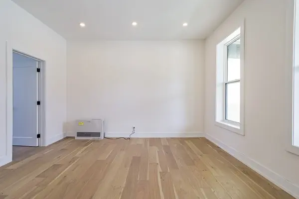 64 Birch ST, Collingwood, ON L9Y 2V1