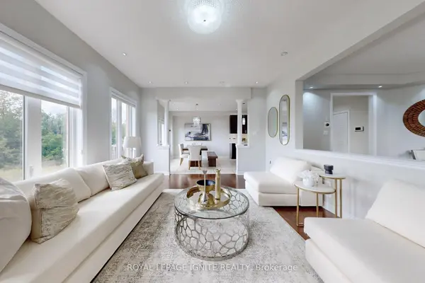 24 Arrowpoint DR, Brampton, ON L6Y 0G8