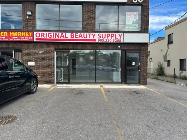 86 Kennedy RD S #2, Brampton, ON L6W 3E7