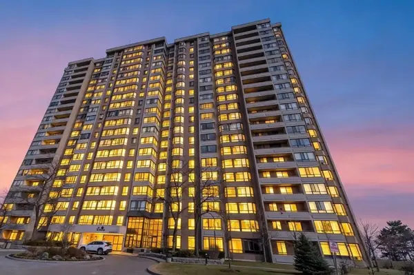 100 County Court BLVD #1607, Brampton, ON L6W 3X1