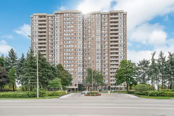 100 County Court BLVD #1607, Brampton, ON L6W 3X1