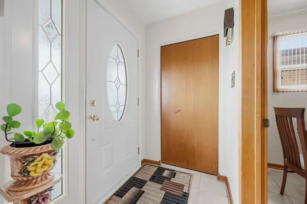 3746 Teeswater RD, Mississauga, ON L4T 2A4