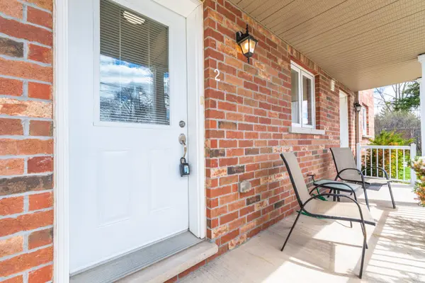 59 Mclaughlin RD N #2, Brampton, ON L6X 1Y7