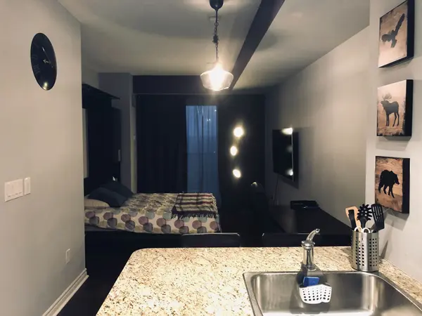 385 Prince of Wales DR #1612, Mississauga, ON L5B 0C6