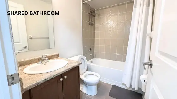 13 Ypres RD #3, Toronto W03, ON M6M 0B2