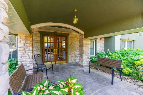 24 Ontario ST #308, Bracebridge, ON P1L 2H5