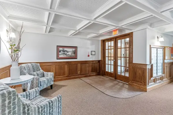 24 Ontario ST #308, Bracebridge, ON P1L 2H5