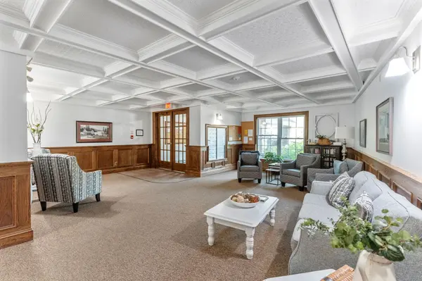 24 Ontario ST #308, Bracebridge, ON P1L 2H5