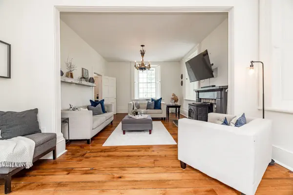 492 River RD, Mississippi Mills, ON K0A 1A0