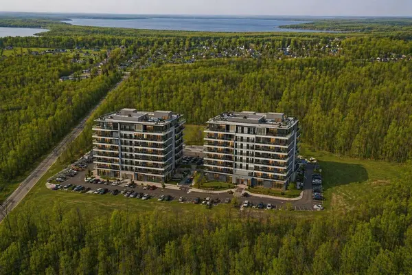 613 Helena ST, Fort Erie, ON L2A 4K2