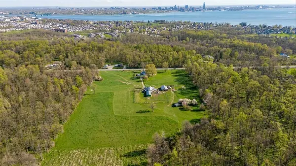 613 Helena ST, Fort Erie, ON L2A 4K2