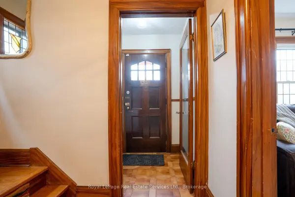 89 Edgemont ST S, Hamilton, ON L8K 2H6