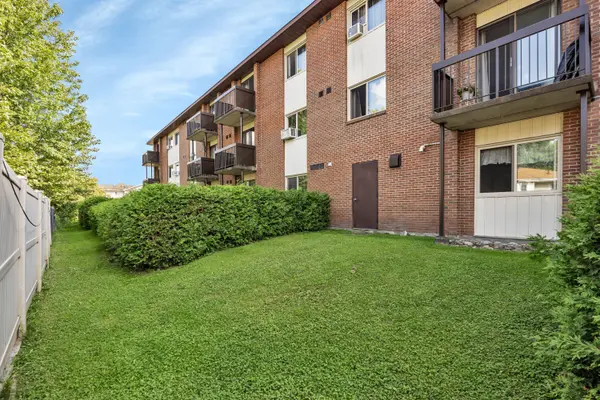 4 Robert ST, Arnprior, ON K7S 3N5