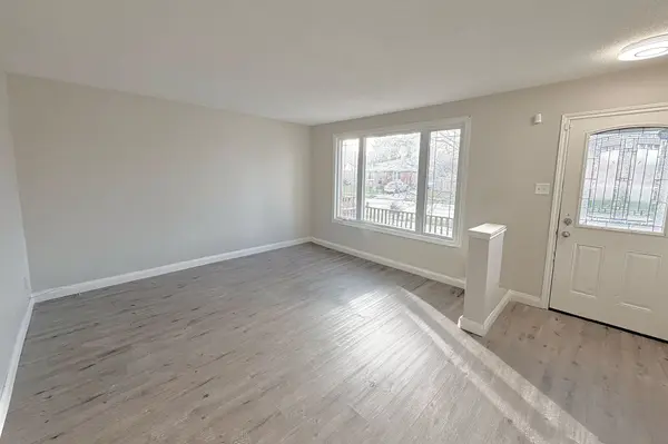 218 Admiral DR, London East, ON N5V 1H8