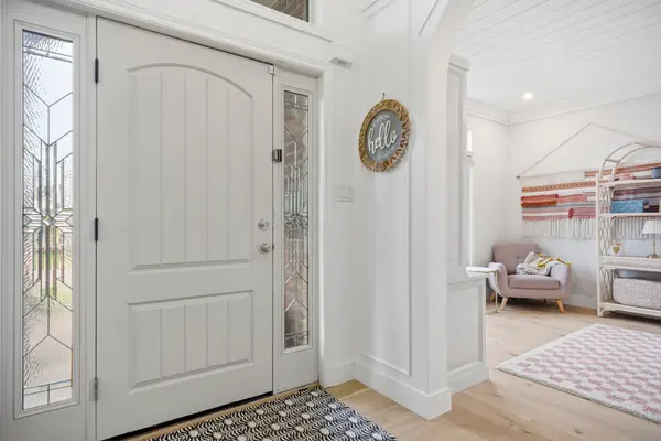 2114 Riverbend RD, London South, ON N6K 0A3