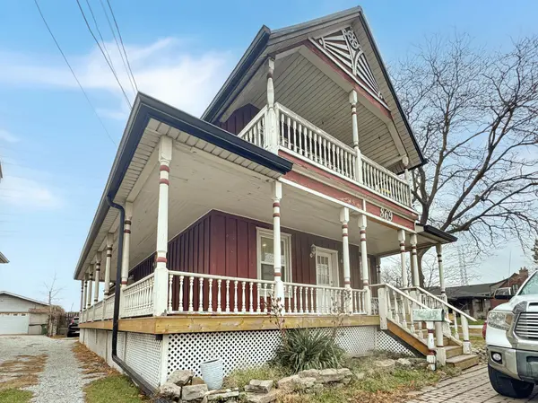 869 Beach BLVD, Hamilton, ON L8H 6Z5