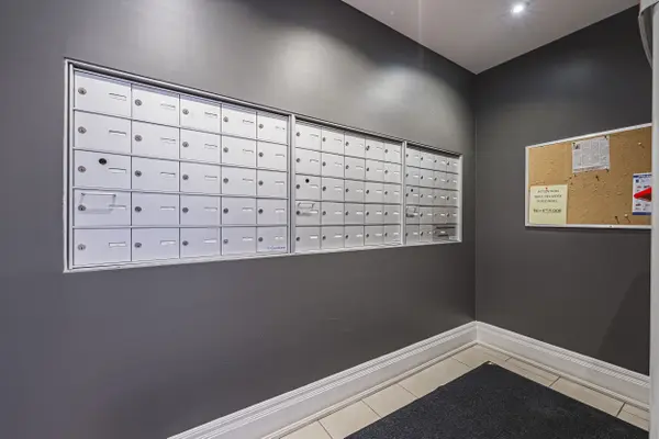 125 WILSON ST W #312, Hamilton, ON L9G 0B3