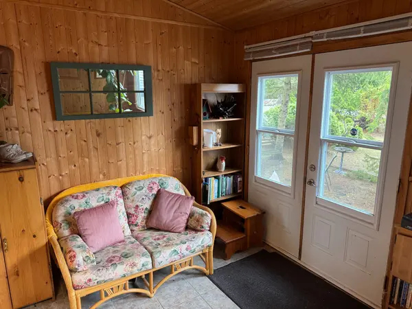 373 Carlisle ST, Saugeen Shores, ON N0H 2L0