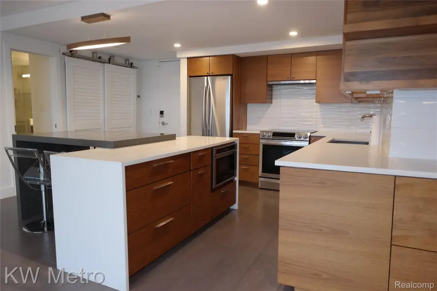 1300 E Lafayette ST E #2603, Detroit, MI 48207