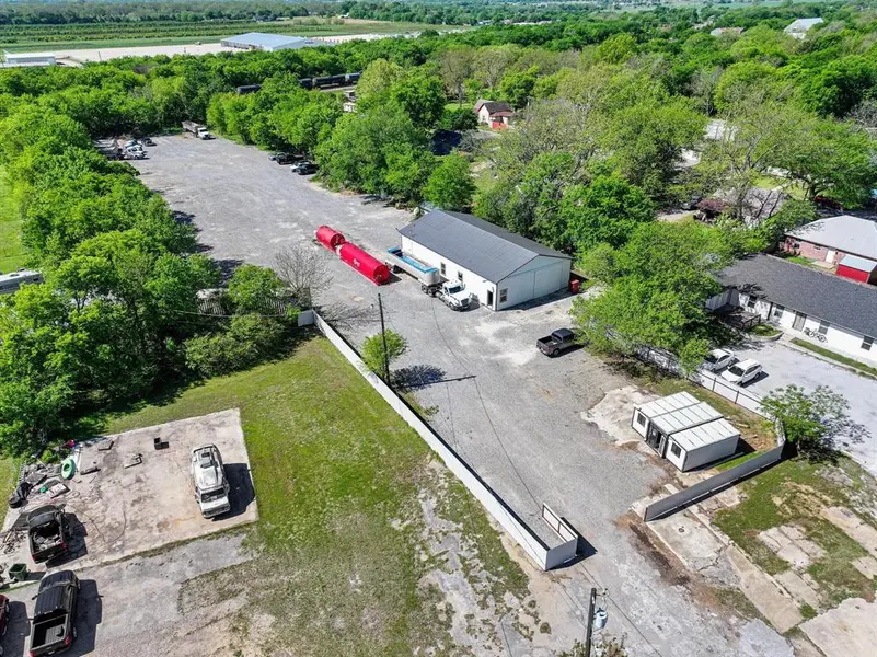 816 Main Street, Whitesboro, TX 76273