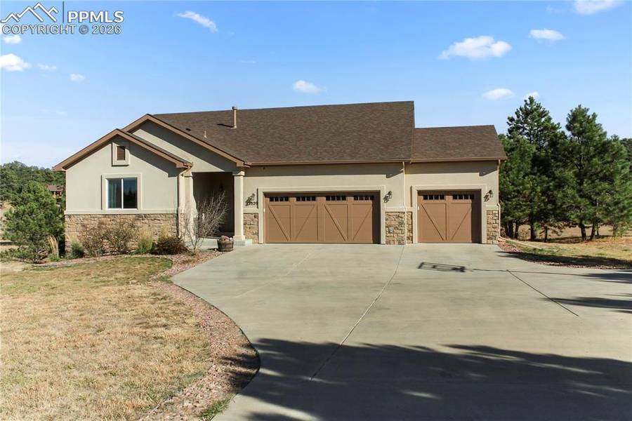 17529 Old Cherokee TRL, Colorado Springs, CO 80921