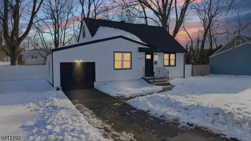 5 Lois Ave, East Brunswick Twp., NJ 08816