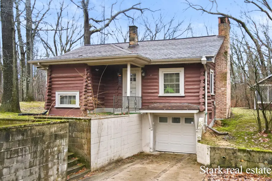 3865 W Giles RD, Laketon Twp, MI 49445