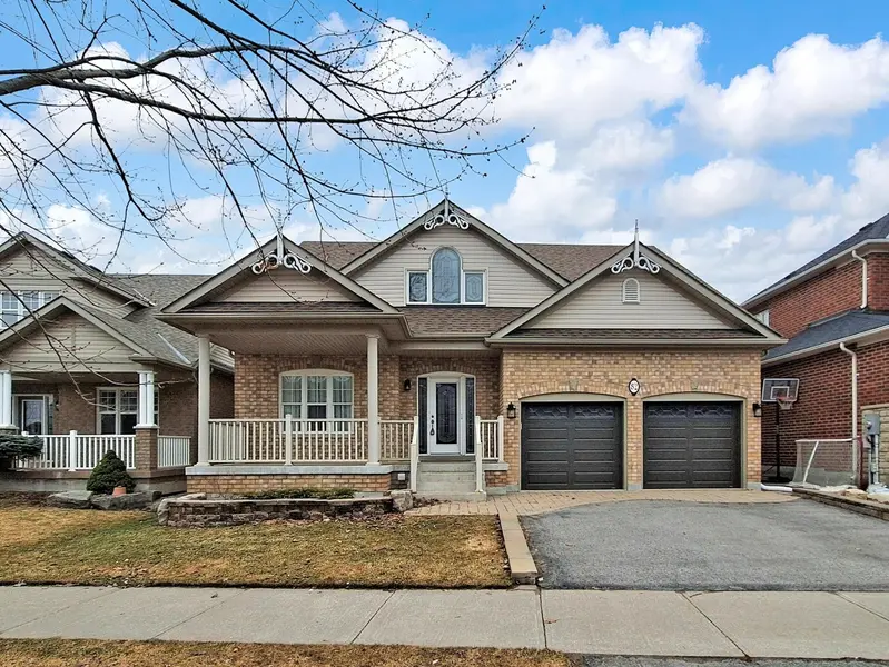 82 Bayberry ST, Whitchurch-stouffville, ON L4A 0E2