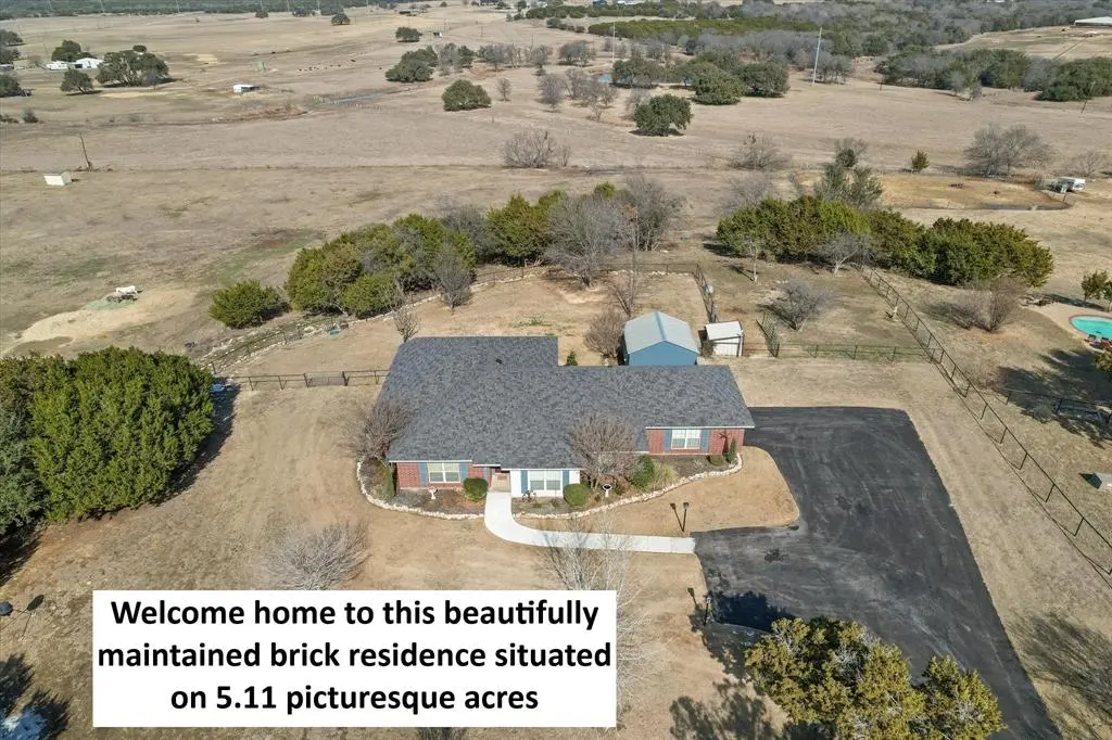 1917 Bentwater Parkway, Granbury, TX 76049