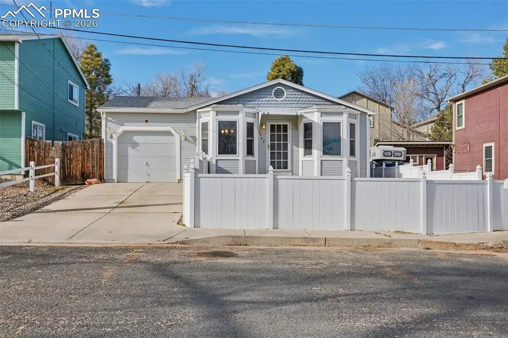 1308 Race ST, Colorado Springs, CO 80904