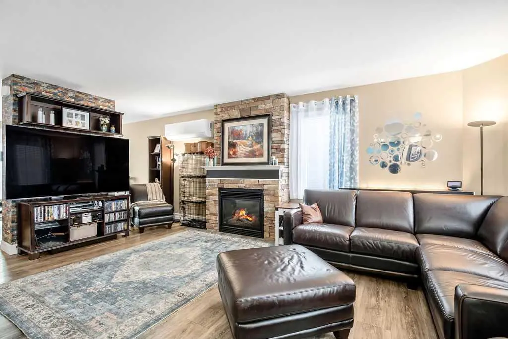 123 Caspell ST, Cayley, AB T0L 0P0