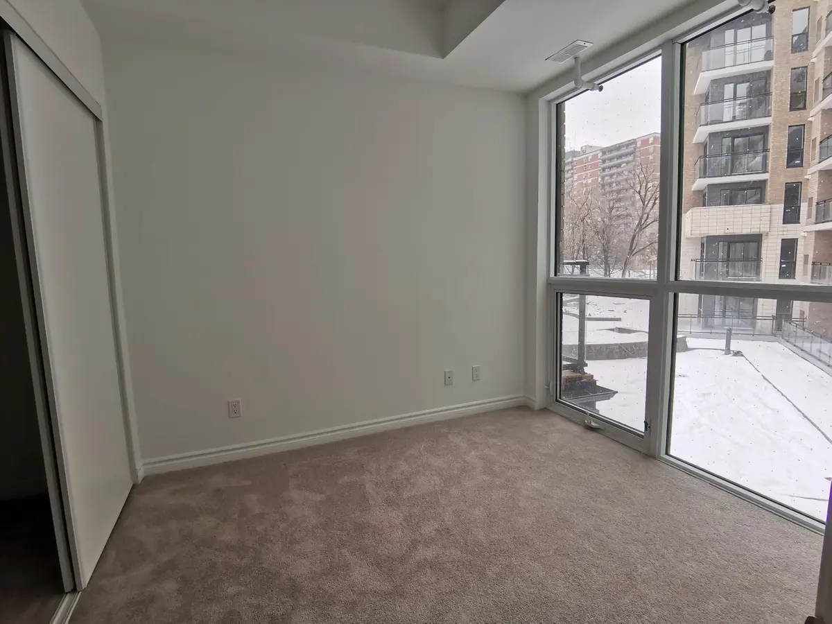 3 Falaise RD #A3, Toronto E10, ON M1E 0C5