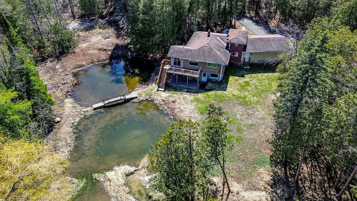 537 Huronia RD, Barrie, ON L4N 8X3