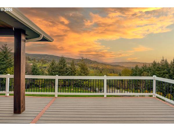 200 PINERIDGE DR, Woodland, WA 98674