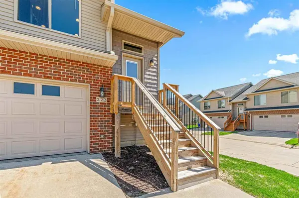 216 Will Dr, Solon, IA 52333