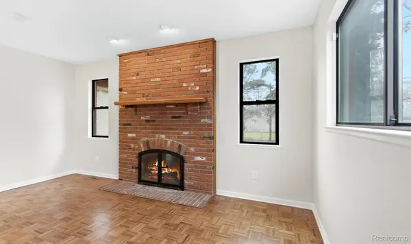 17108 Oconnor AVE, Allen Park, MI 48101