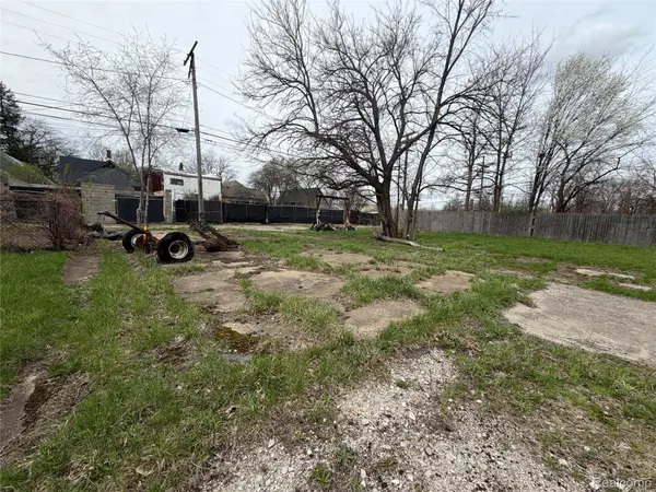 5175 Vermont ST, Detroit, MI 48208