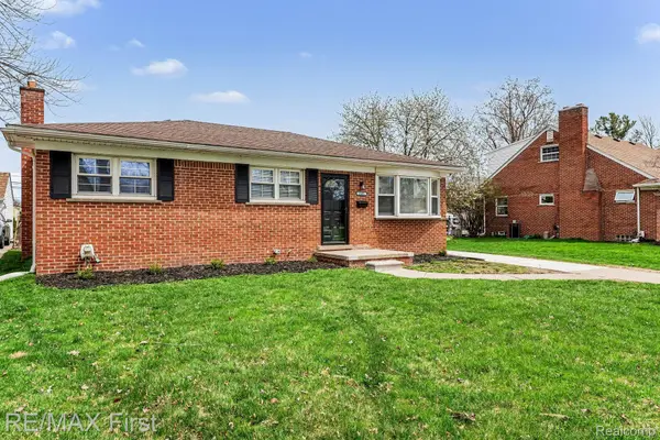 23001 Brookdale BLVD, St. Clair Shores, MI 48082