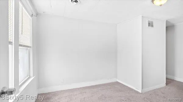 79 E E Pleasant ST, River Rouge, MI 48218