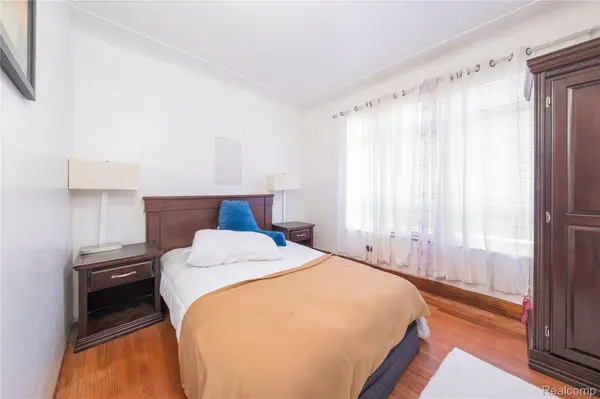 19970 Stratford RD, Detroit, MI 48221