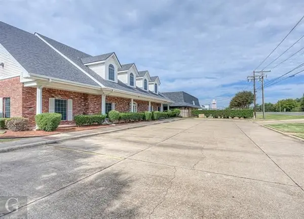 8870 Youree Drive, Shreveport, LA 71115