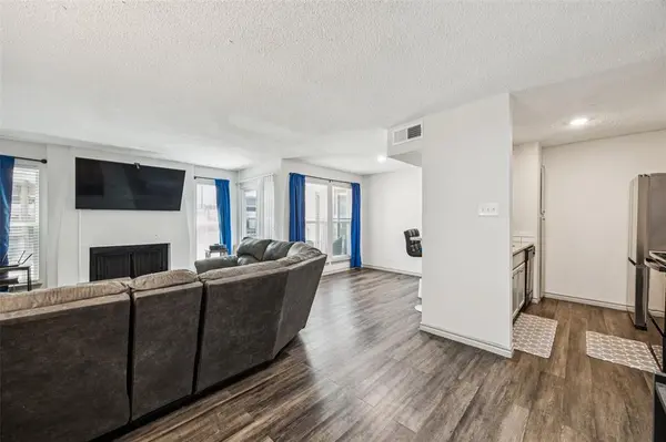 6050 Melody Lane #107, Dallas, TX 75231