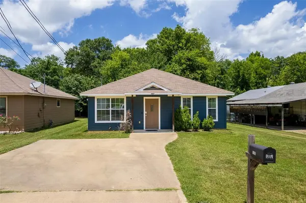 1107 E. 8th, Mount Pleasant, TX 75455