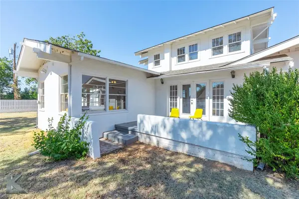 48 N Central Avenue, Hamlin, TX 79520