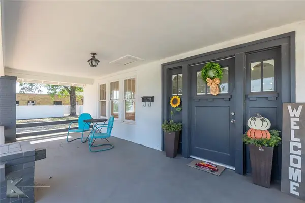 48 N Central Avenue, Hamlin, TX 79520