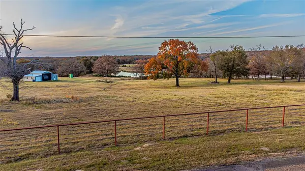 9224 County Road 1200, Athens, TX 75751