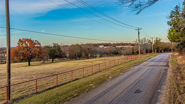 9224 County Road 1200, Athens, TX 75751